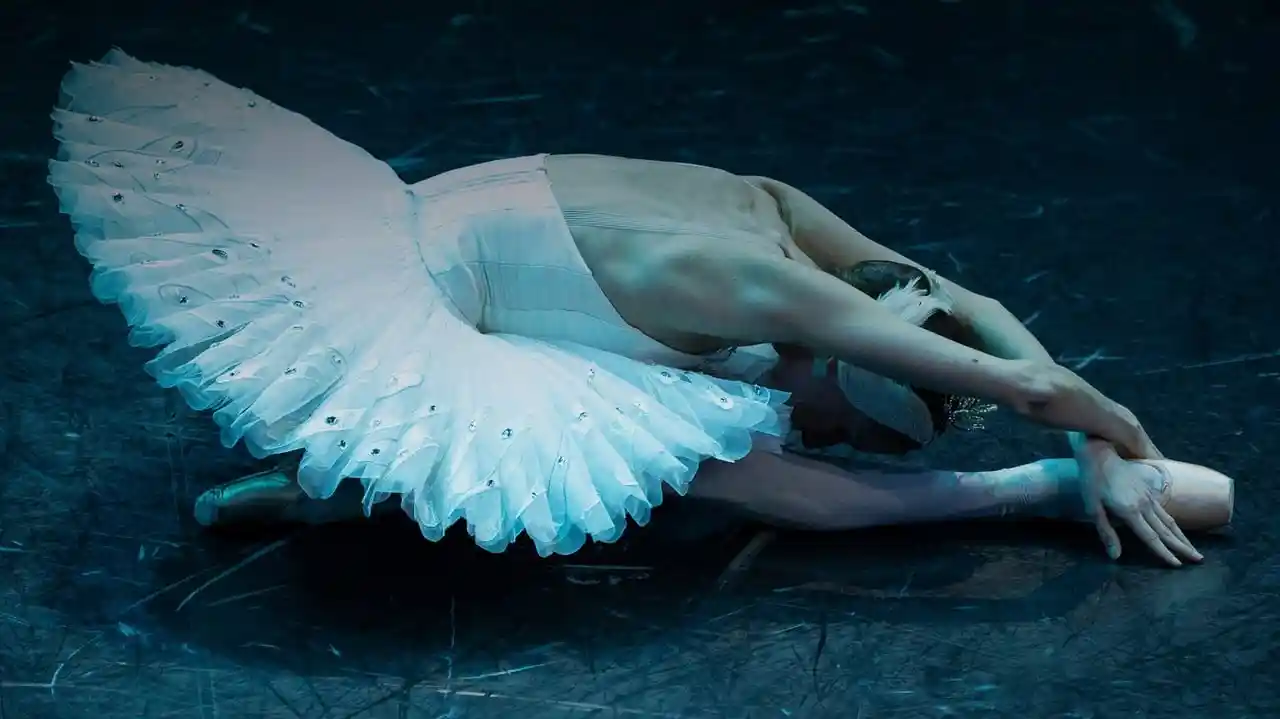 Swan Lake – Filmed for IMAX (2024)